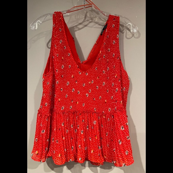 Zara trf Fully lined pleated top with tie in the back. EUC - Picture 2 of 4